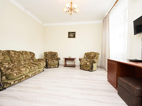  Санаторий &laquo;Центр-Союз&raquo; г. Ессентуки. Номер &laquo;Люкс&raquo;